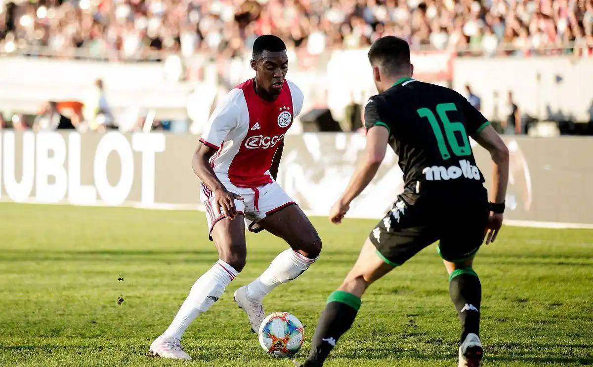 转会市场的 转会市场的